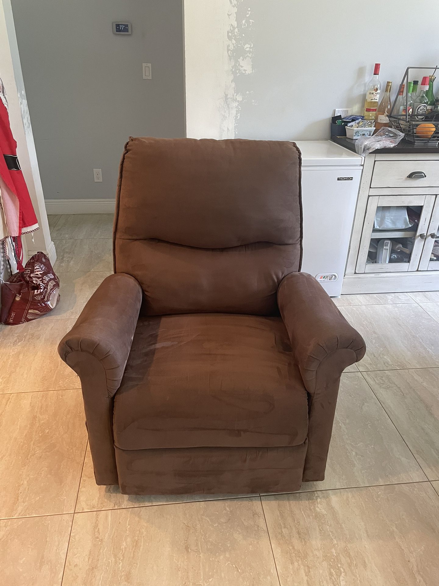 Brown Stand Up Recliner 