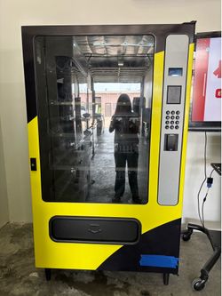 VENDING MACHINE