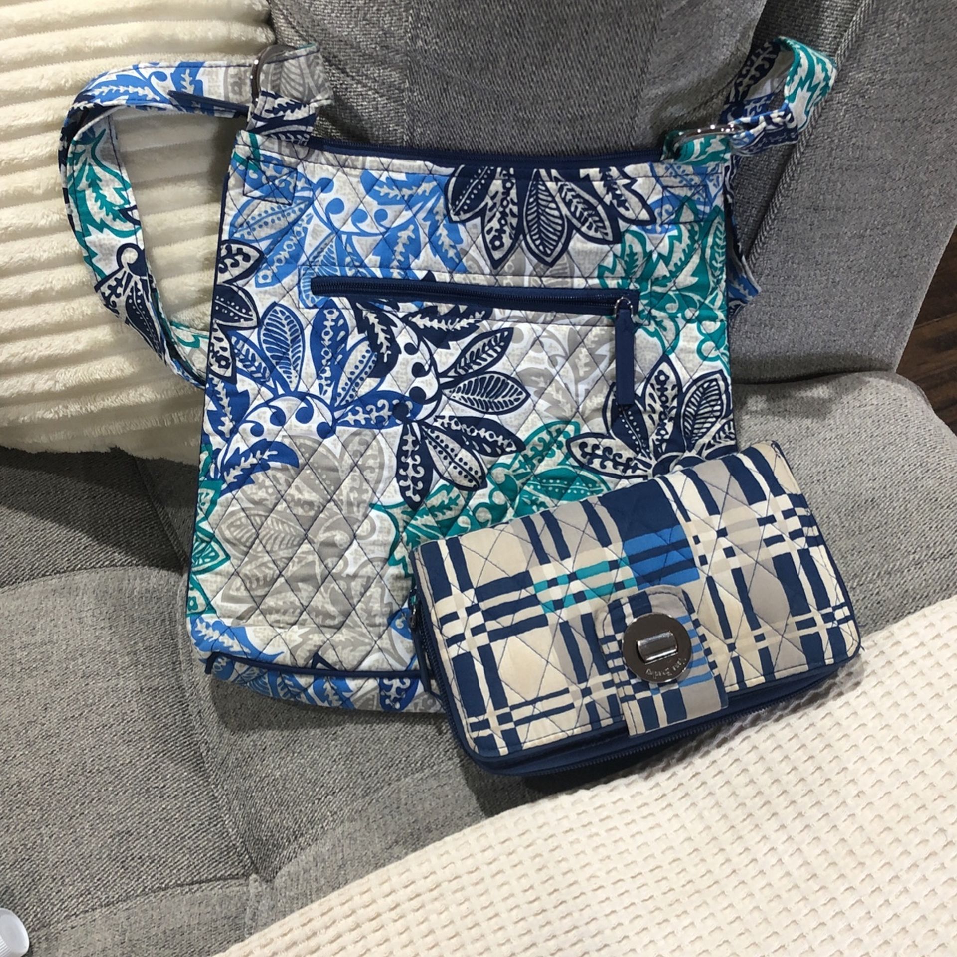 Vera Bradley Crossover Purse And Wallet