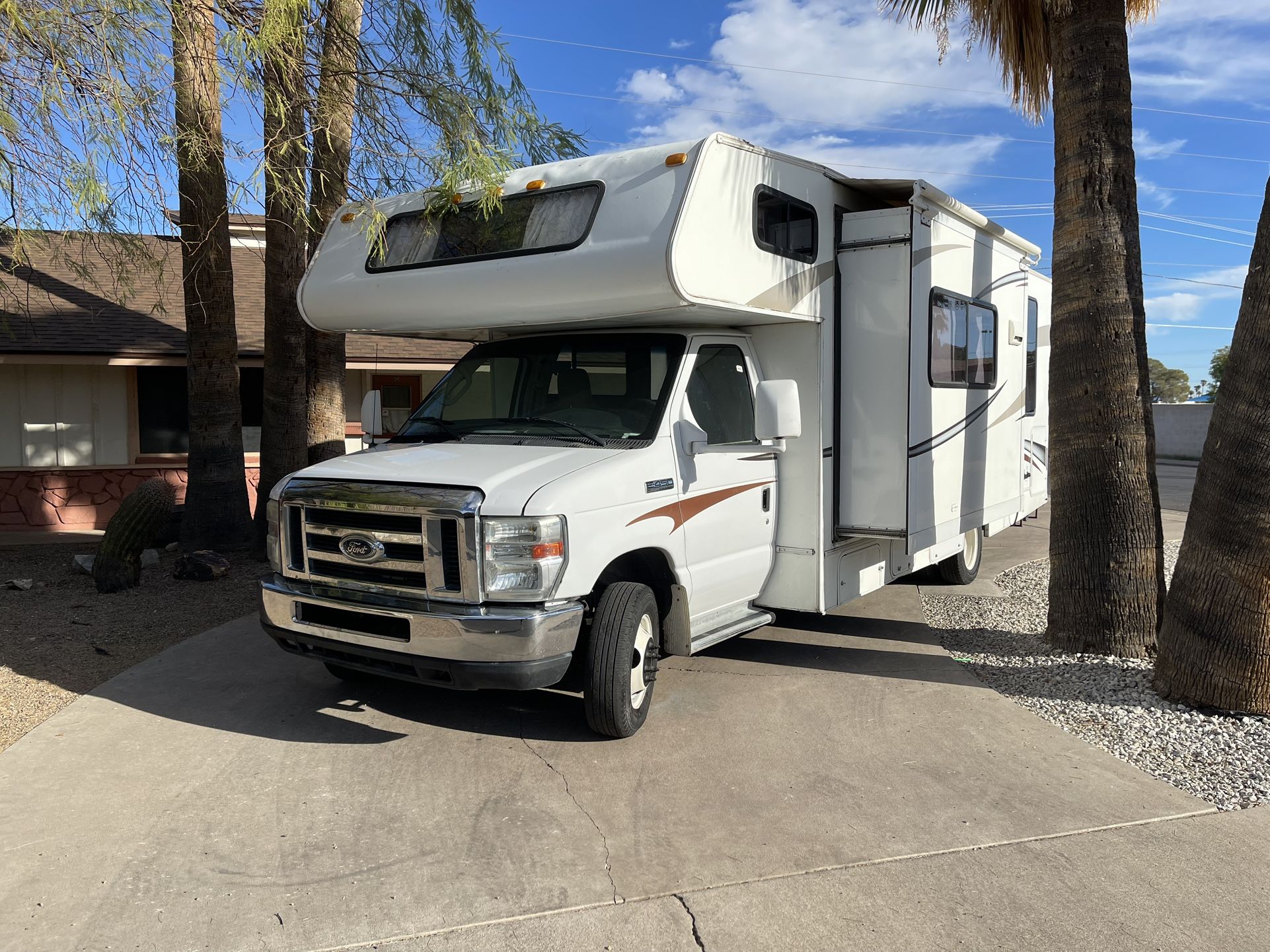 2014 Coachmen Freelander for Sale in Mesa, AZ - OfferUp