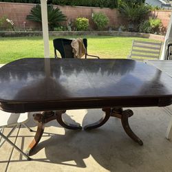 6 Seat Oval Antique Looking Dinning Room Table Real Wood