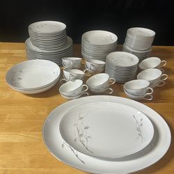 Royal M Japan FAWN 8377 – 84-Piece Fine China Dinnerware Set