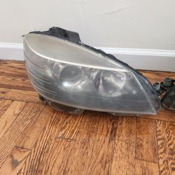 Mercedes-Benz C300 Headlights  Assembly 2008-2011