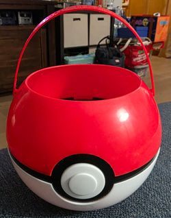 Pokémon Halloween Candy Bucket