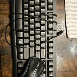 logitech keyboard and wireless mouse