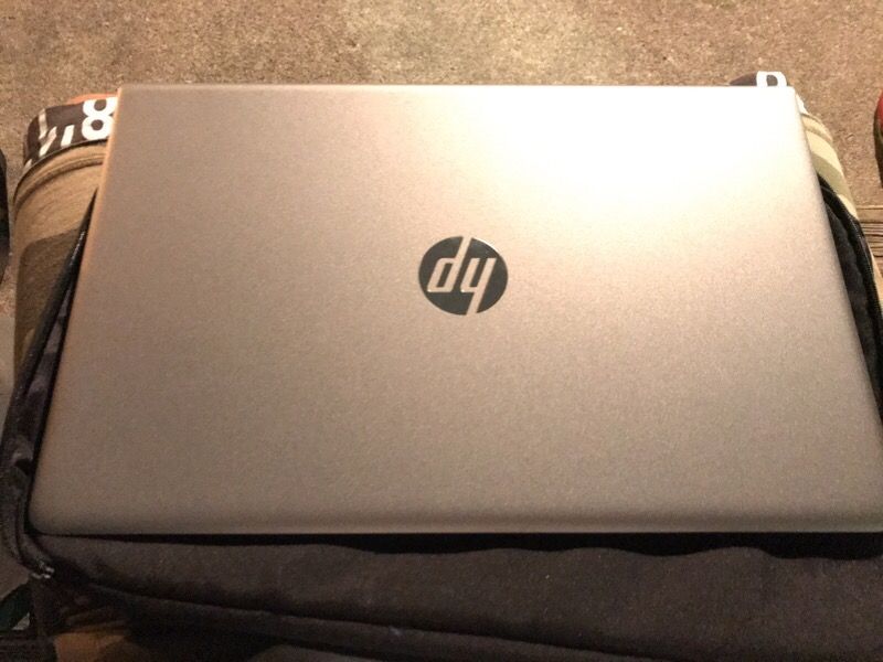 HP Pavilion - 15-cc563st