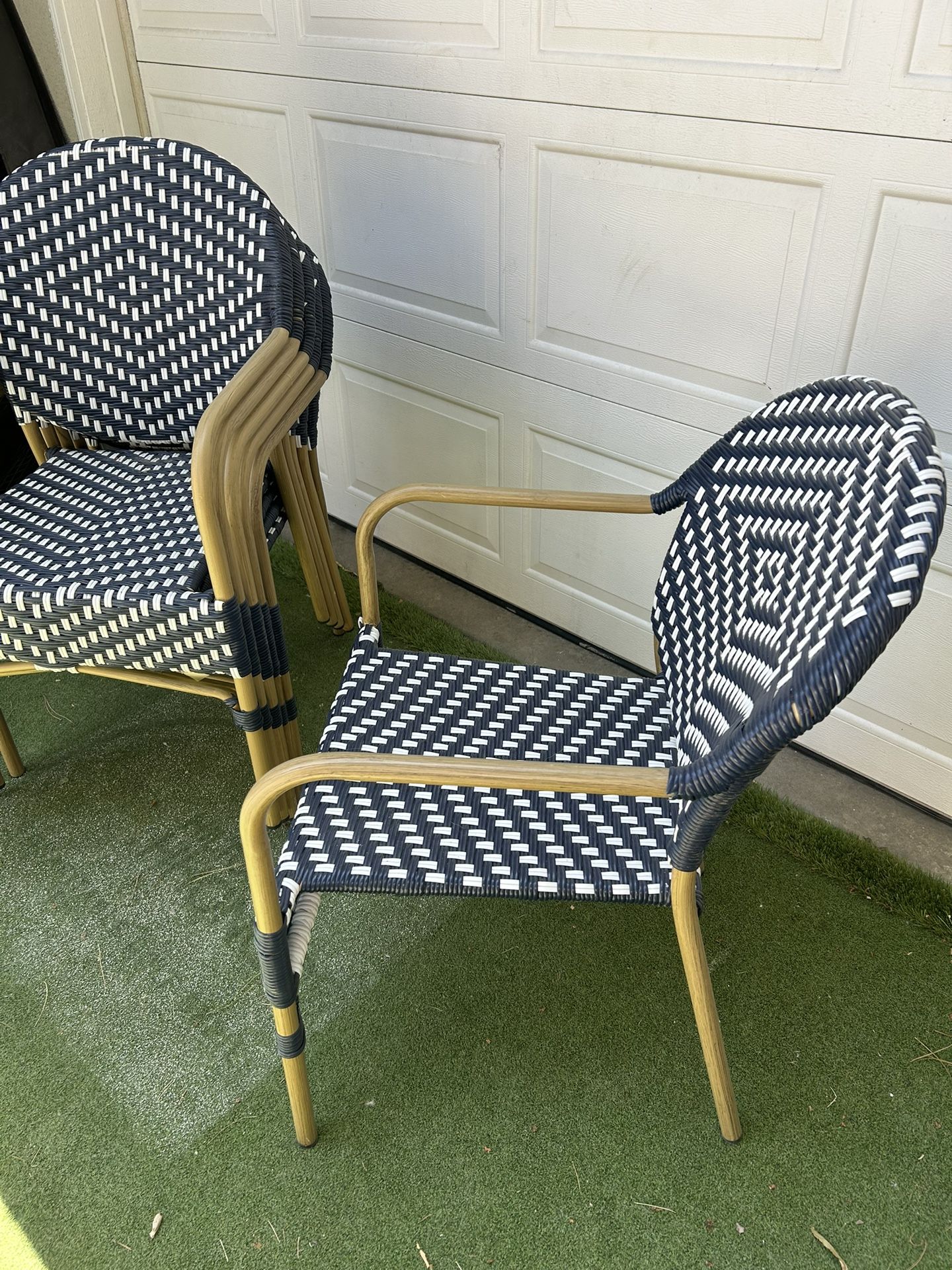 Set of 6 Patio Chairs