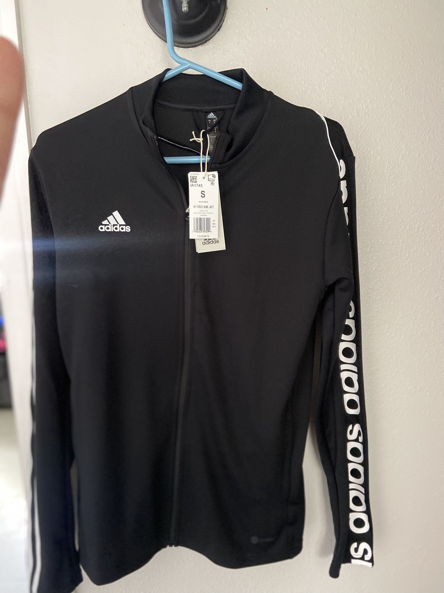 Adidas Sweater
