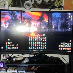 Curved Gaming Monitor 144 Hz 1440p