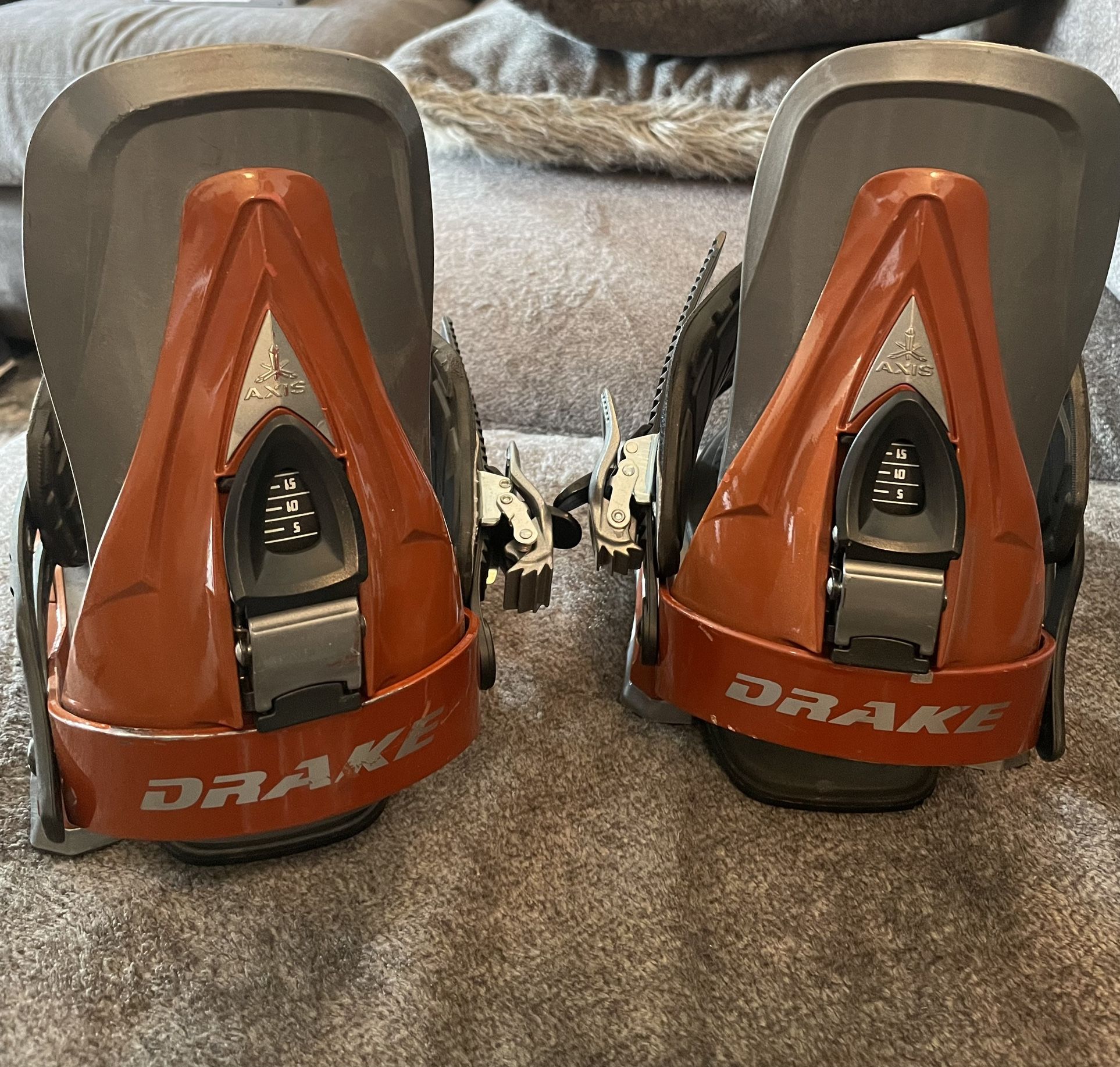 Drake matrix Snowboard Bindings for Sale in Snohomish, WA - OfferUp