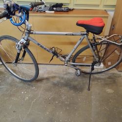 Trek Uav1  Manitou Answer 700c