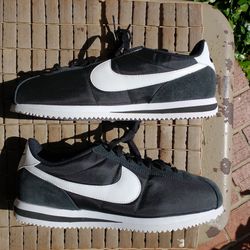 New Nike Cortez textile men size 10