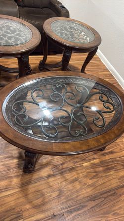 Coffee table set