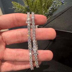 Moissanite tennis bracelet 