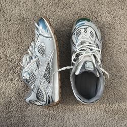 Bottega Veneta Orbit Metallic (With Box)