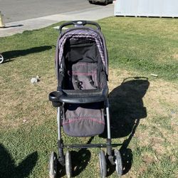 Stroller $$$$$  10.00 Pick Up now No Holds 