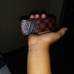 Lv Belt