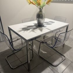 Dining Table With 4 Chairs