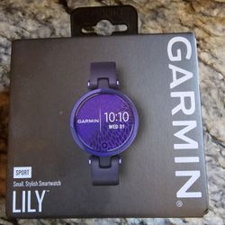 Garmin Lily Sport Smartwatch