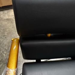 New salon chair