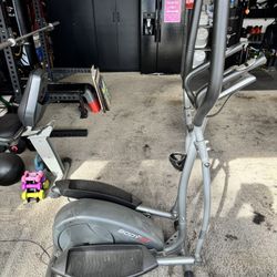 Body Fit Elliptical 
