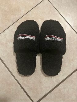 balenciaga slides