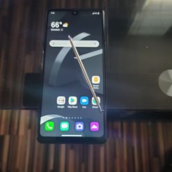 LG Stylo 6.  Like New! Boost Mobile $180