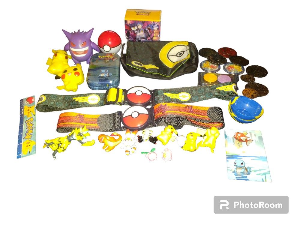 lots of pokemon collectables