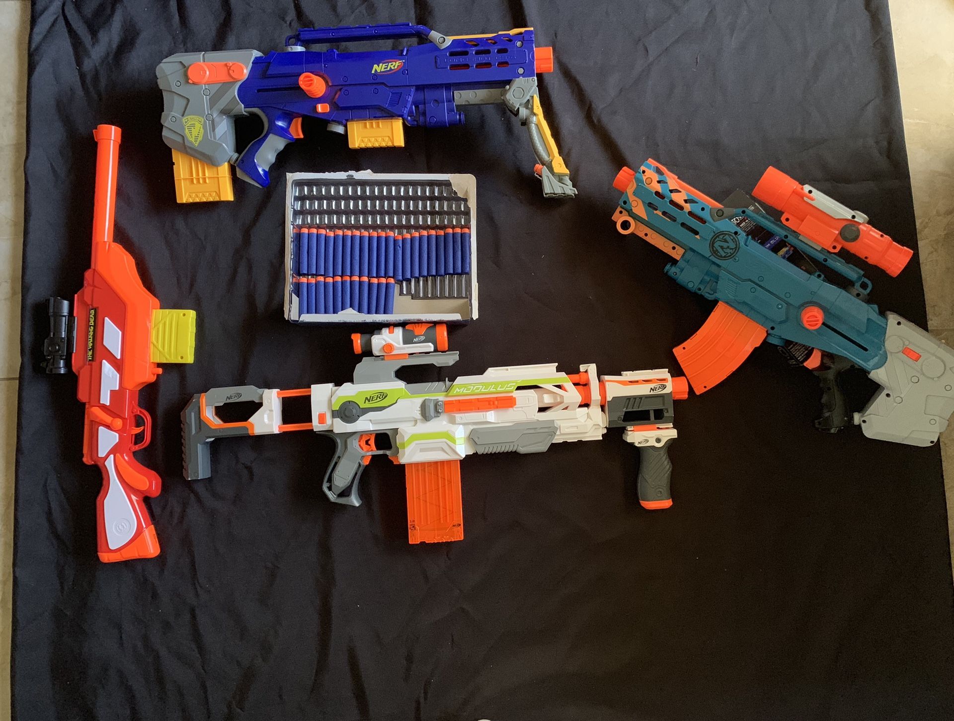 ****BUNDLE OF NERF GUNS - COMPLETE SET OF 10 and Accessories!!*****