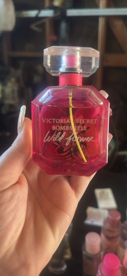 Victoria’s Secret bombshell wildflower