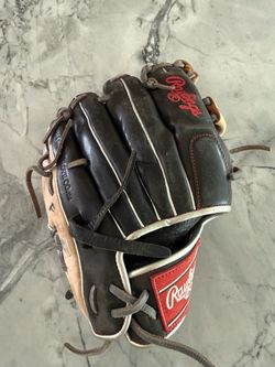 Rawlings r9 youth 11in infield glove.