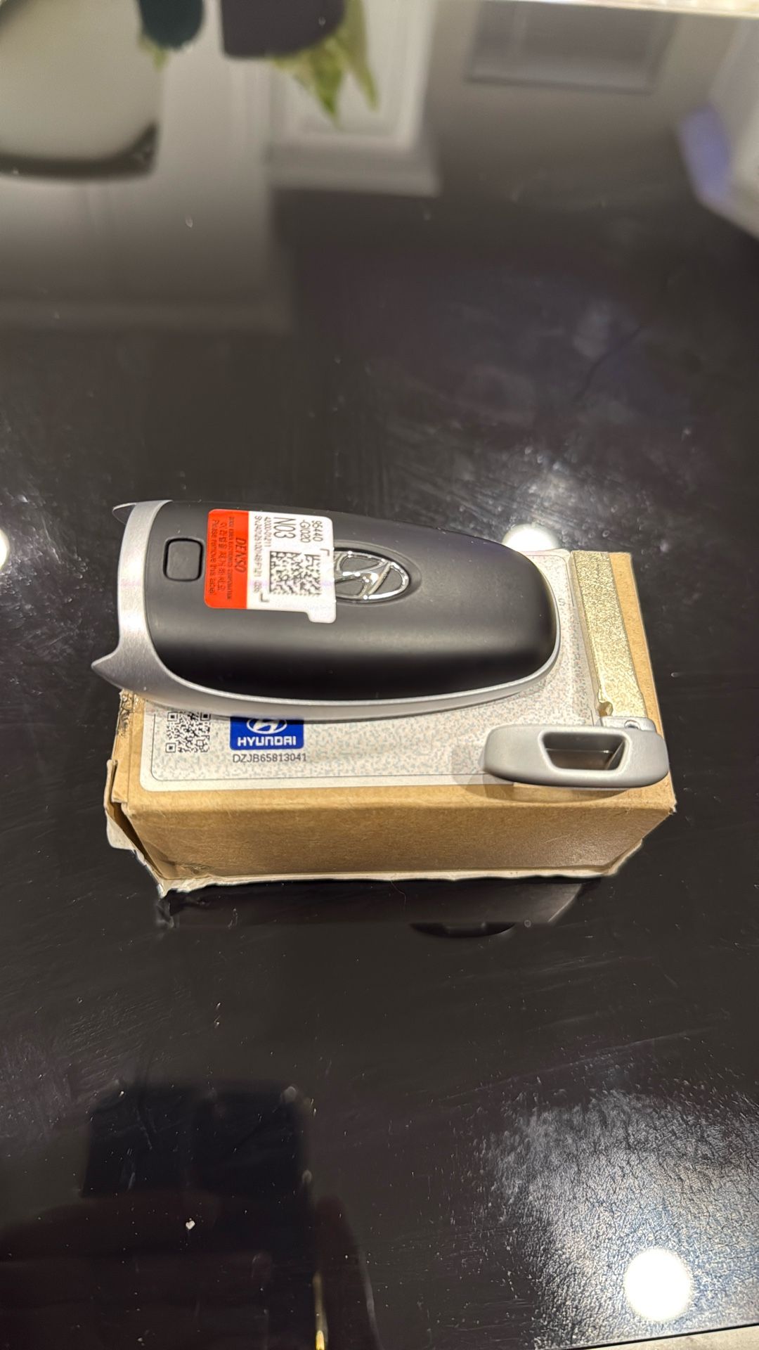 Brand New OEM Keyfob With Insert