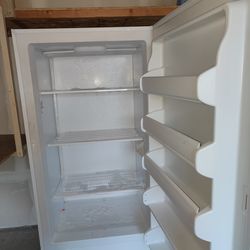 Standing Freezer