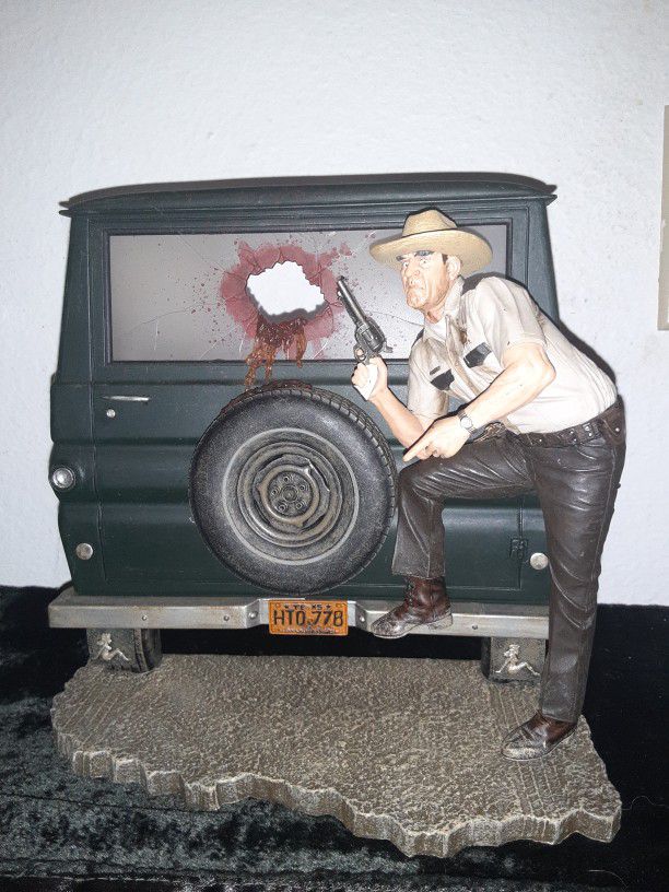 Sheriff Hoyt (Texas Chainsaw Massacre) Action Figure With Base