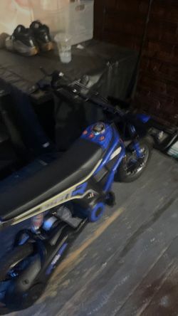 Dirt bike