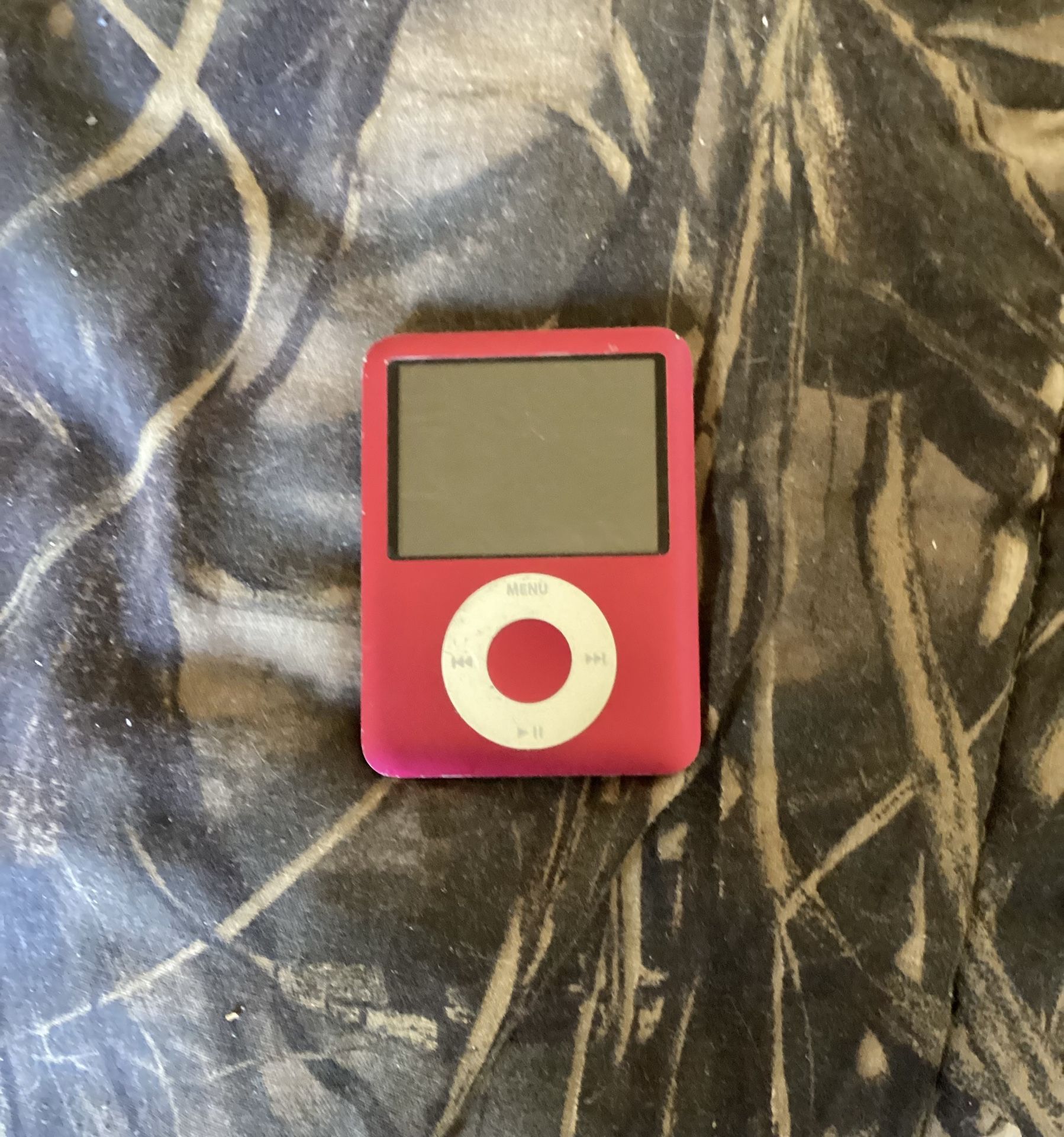 Apple iPod Nano 3rd Generation (8GB)
