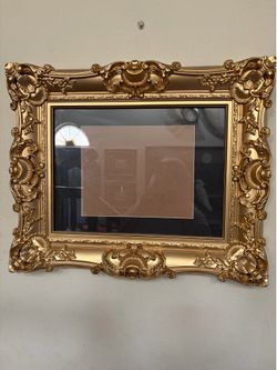 Ornate gold picture frame baroque -style 22”x17”