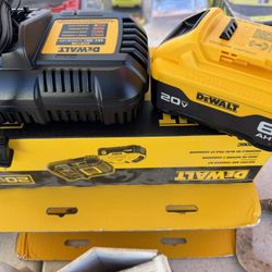Dewalt 6.0 Battery And Charger Kit