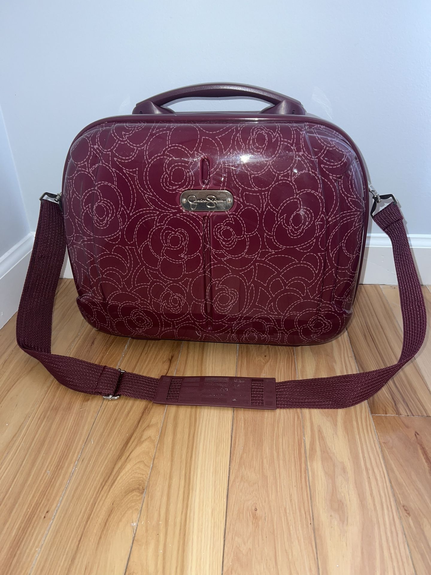 Jessica Simpson Luggage Toiletry bag