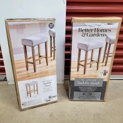 Light Grey Upholstered Backless 29"
Barstools