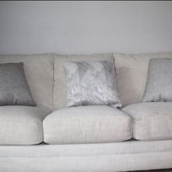 Comfortable Beige 3 Cushion Couch (3 pillows included)
