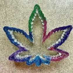 Resin Ash Tray Weed Leaf Shape
