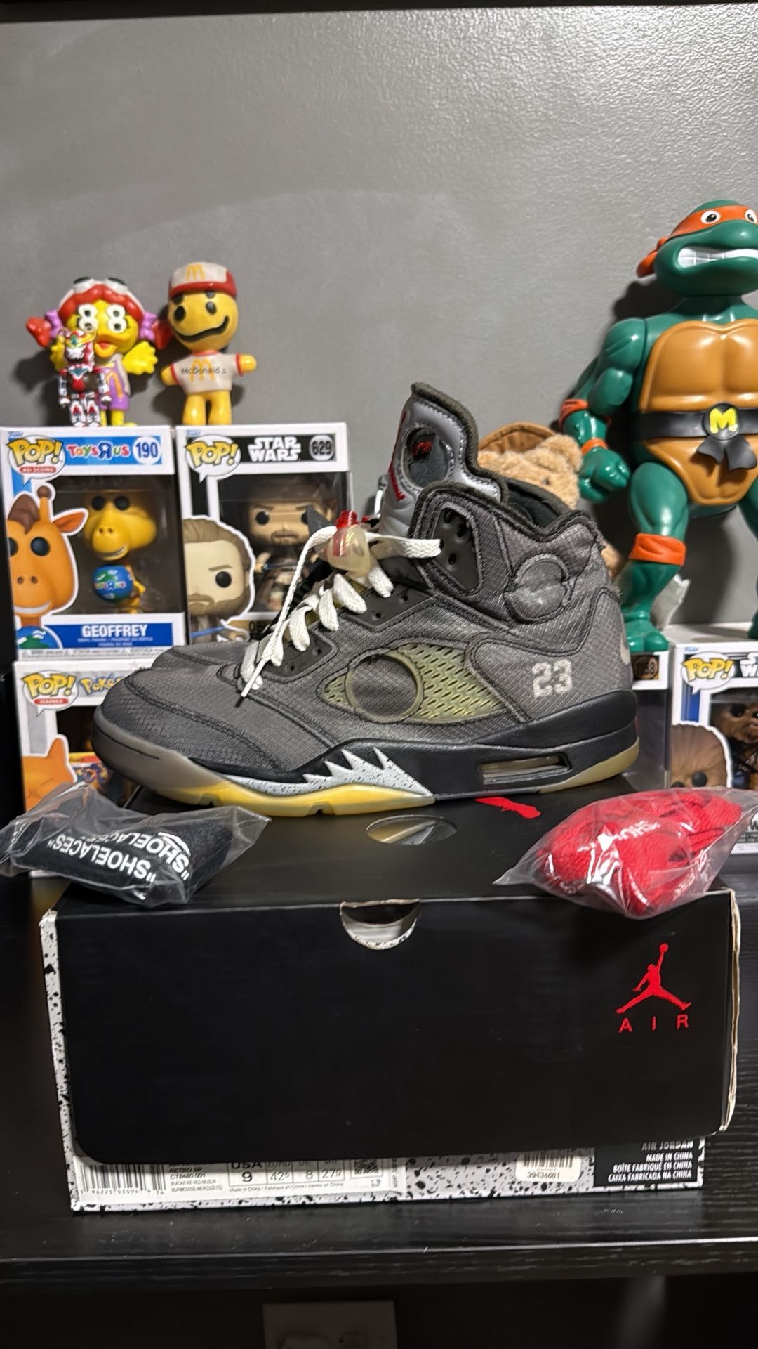 JORDAN 5 OFF WHITE MUSLIN