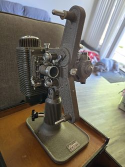 Revere 8mm Antique Projector