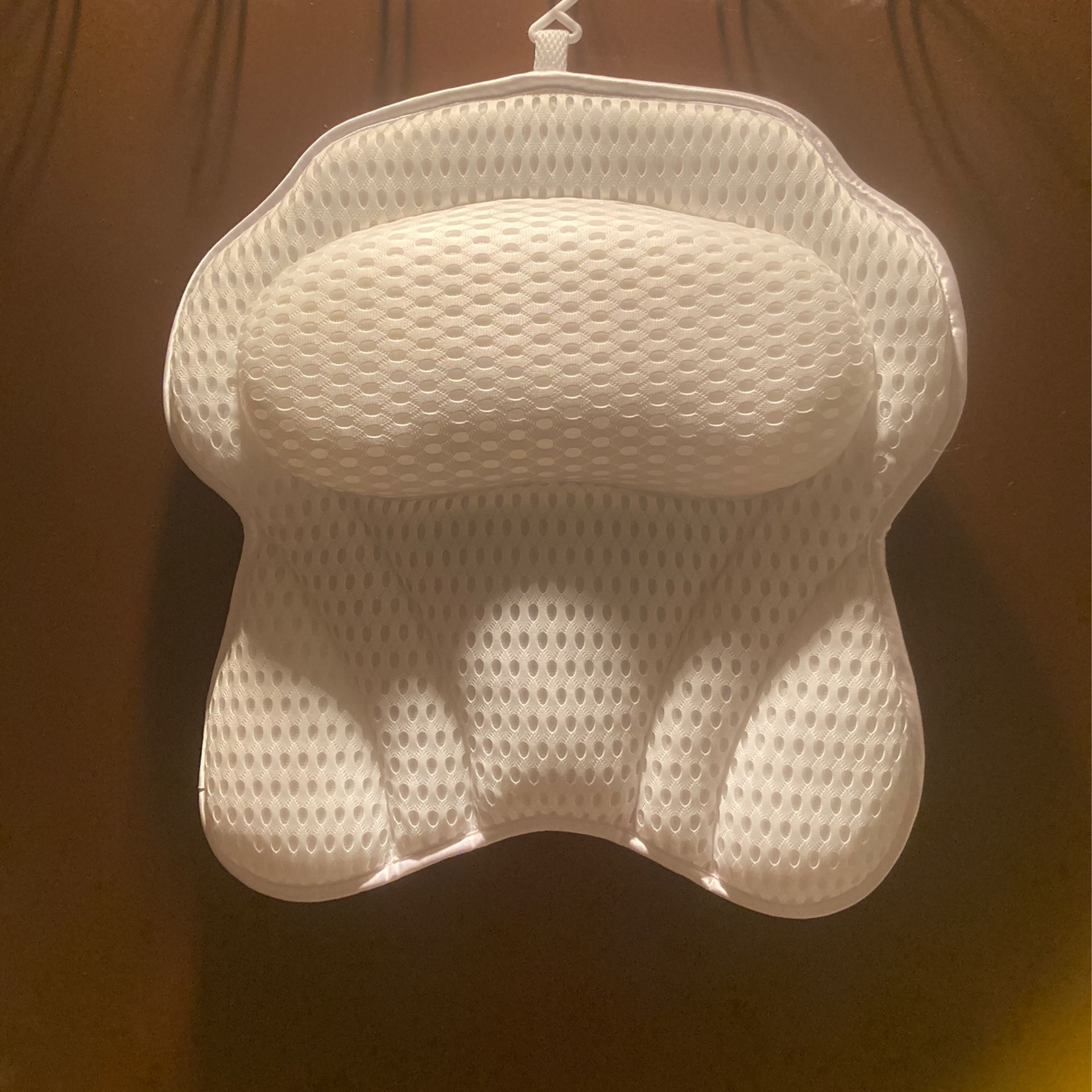 Bath Back Cushion Used Once Basically Bran New