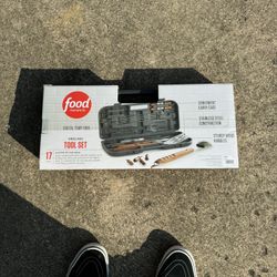 Food Network Grilling Kit