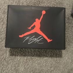 jordan 4 frozen moments 