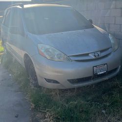 2008 Toyota Sienna
