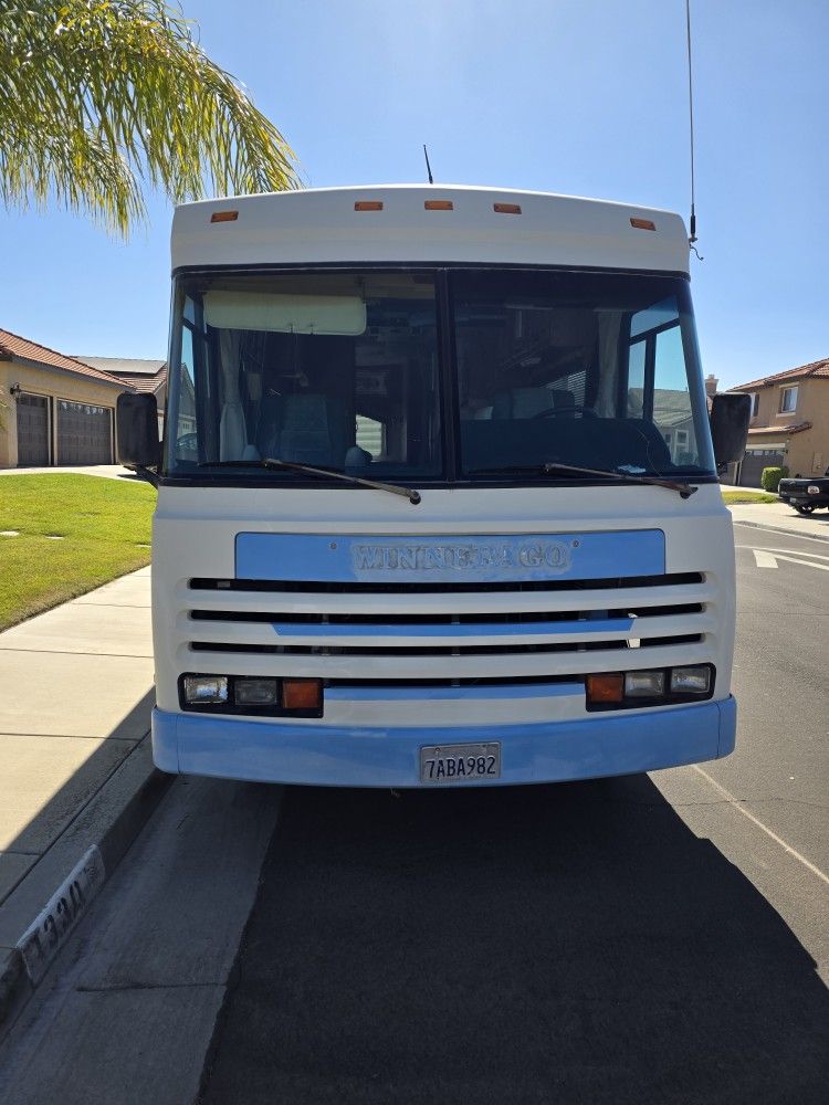 1993 Brave Winnebago Chevrolet