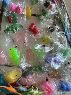 NEW- Random Prize Toys for Children